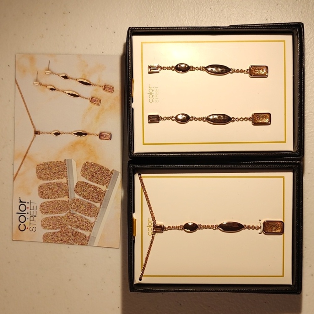 Color Street Tokyo Lights Necklace And Earring Set Net In Boxes, Stylist Reward